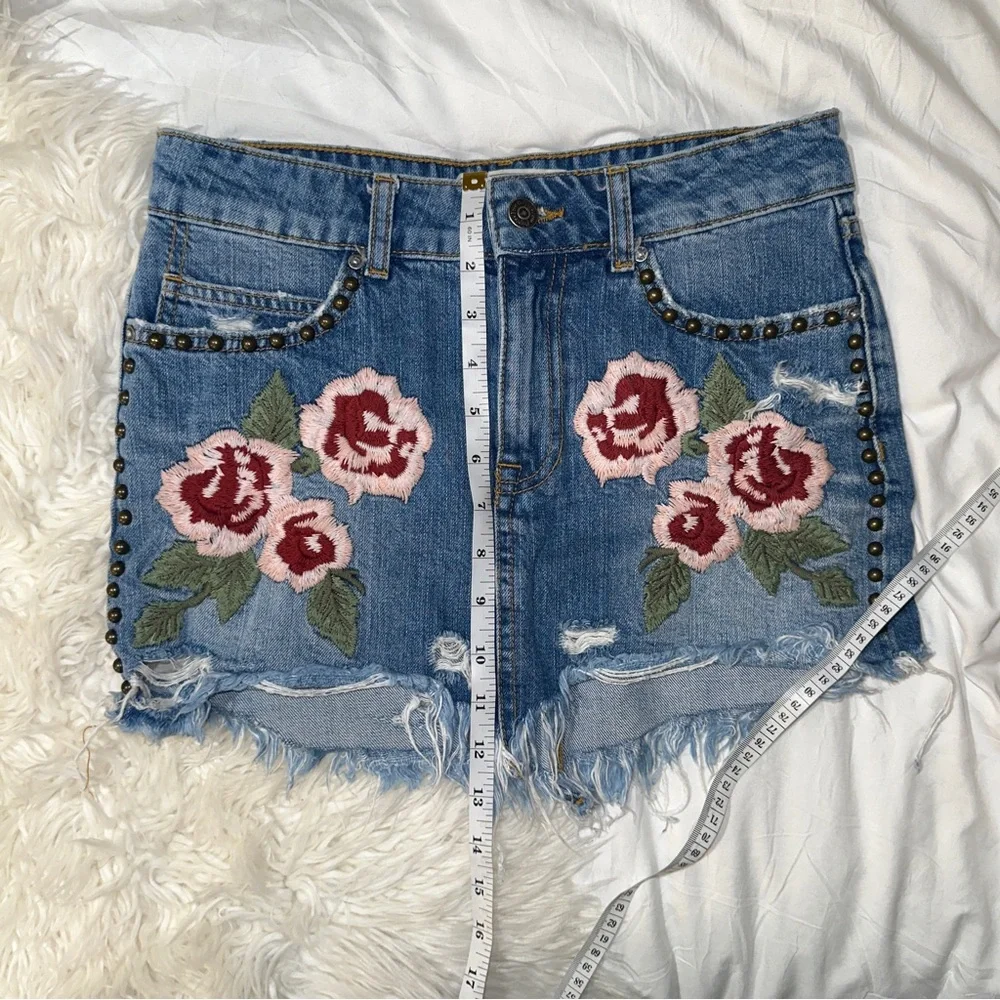 Free People | Wild Rose Embroidered Studded Distressed Denim Mini Skirt Size 24